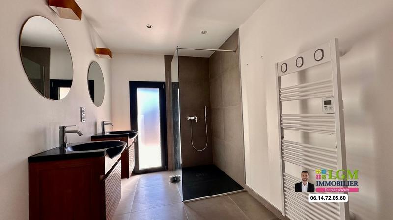 Appartement - 137 m² - 3 pièces