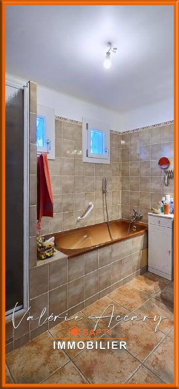 Maison - 102 m² - 4 pièces