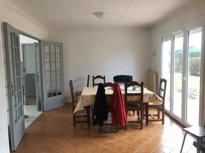 Maison - 99 m² - 6 pièces