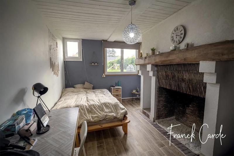 Maison - 268 m² - 11 pièces