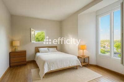 Maison - 130 m² - 9 pièces