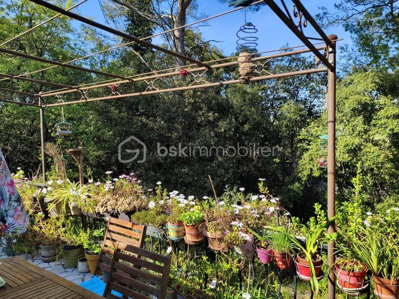 Maison - 95 m² - 4 pièces