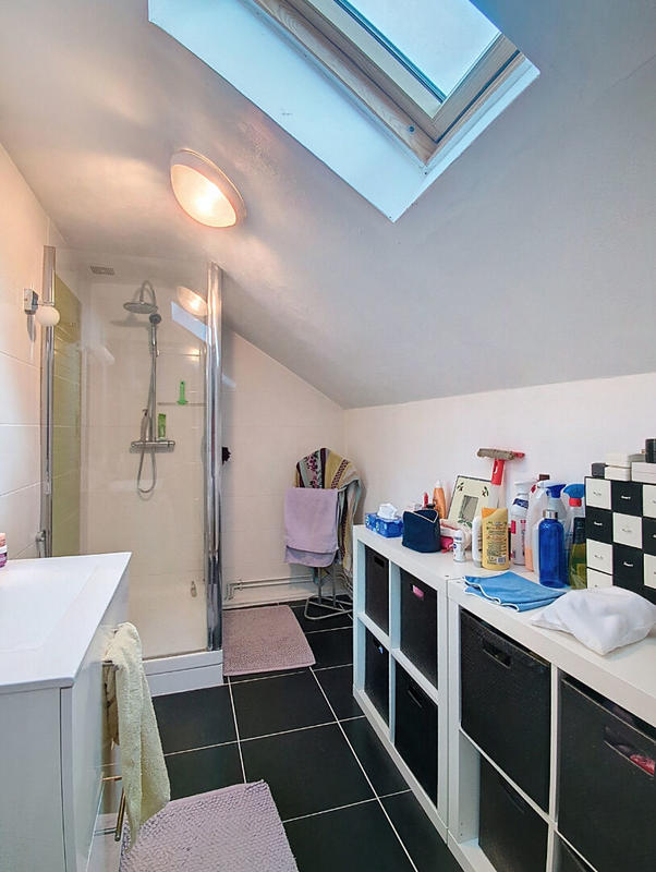 Maison - 167 m² - 8 pièces