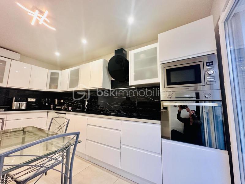 Maison - 100 m² - 6 pièces