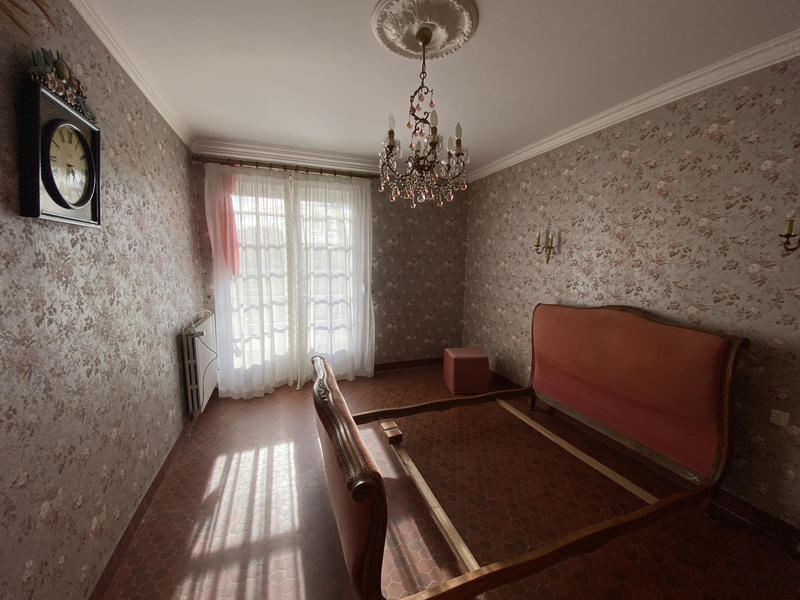 Maison - 142 m² - 7 pièces