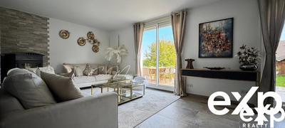 Maison - 212 m² - 8 pièces