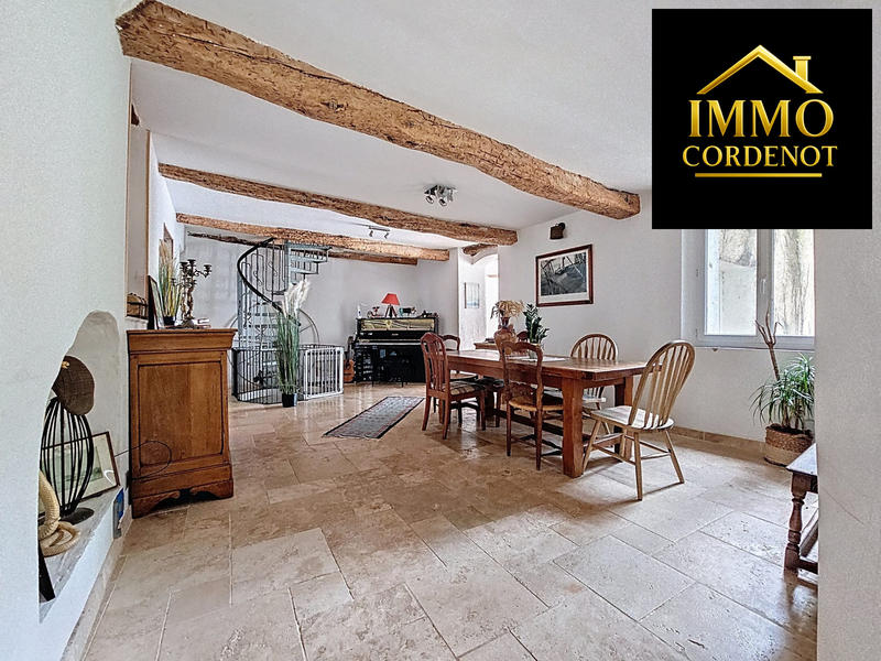 Maison ancienne - 145 m² - 6 pièces