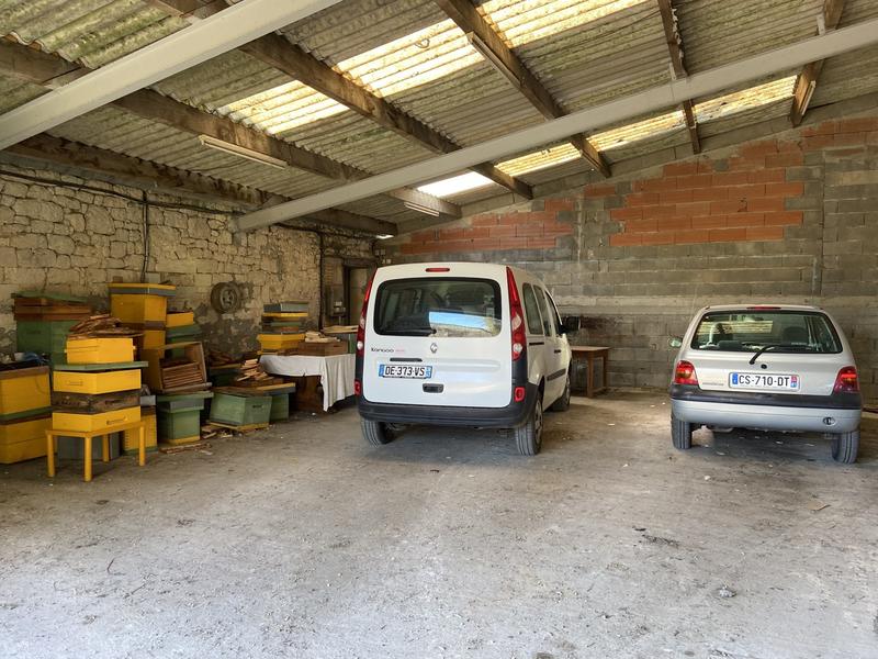 Maison traditionnelle - 352 m² - 23 pièces