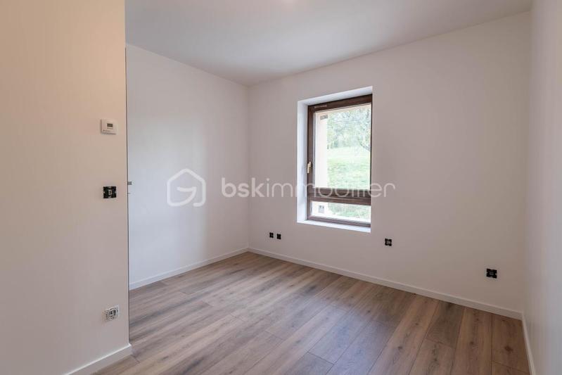 Appartement - 92 m² - 4 pièces