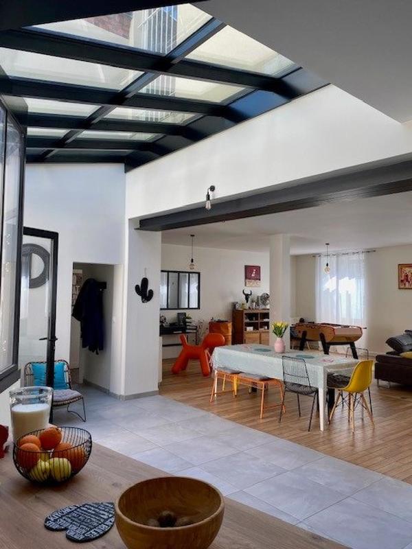 Maison - 300 m² - 7 pièces