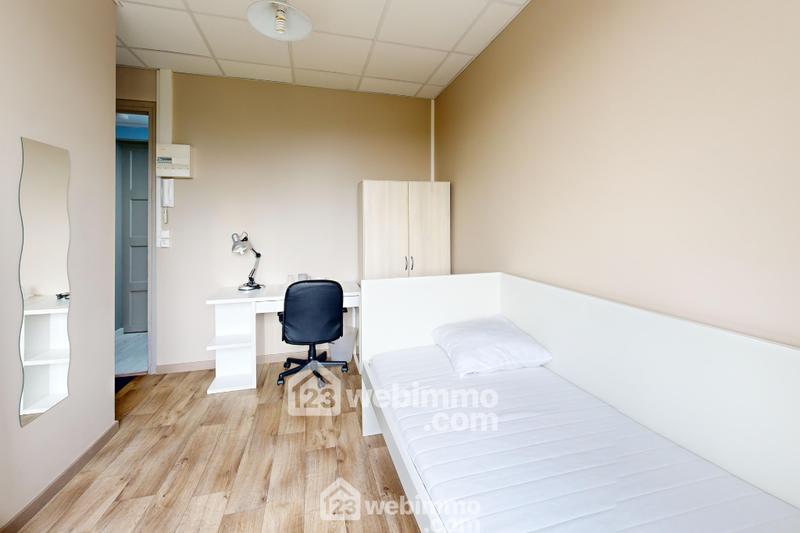 Appartement - 137 m² - 8 pièces