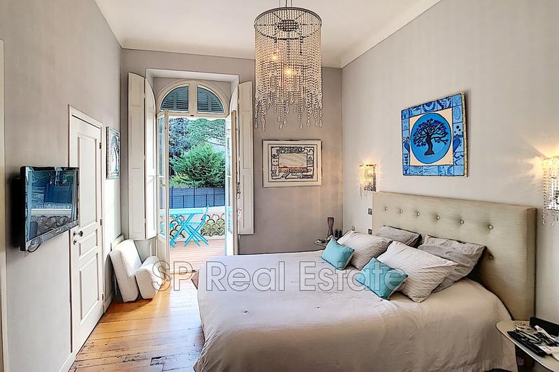 Appartement - 92 m² - 4 pièces