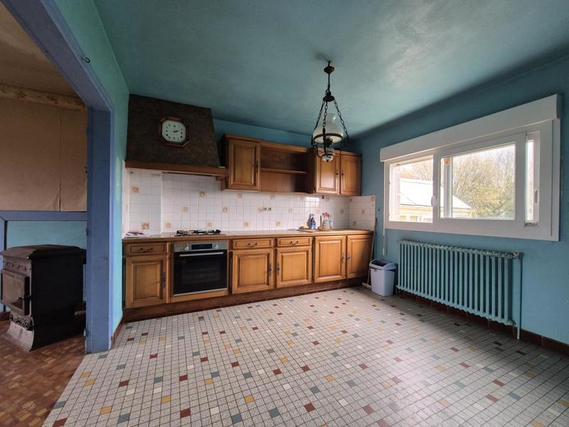 Maison - 90 m² - 5 pièces