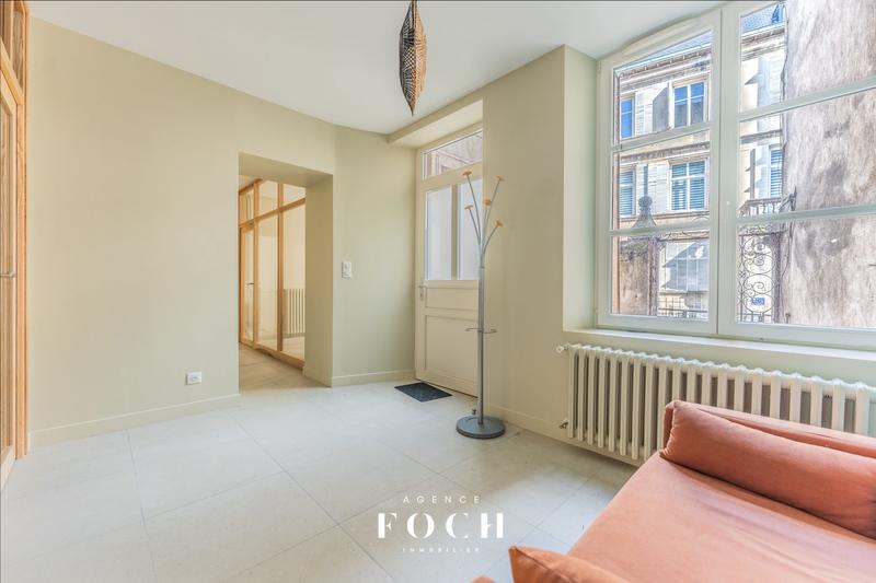 Bureau - 67 m² - 5 pièces