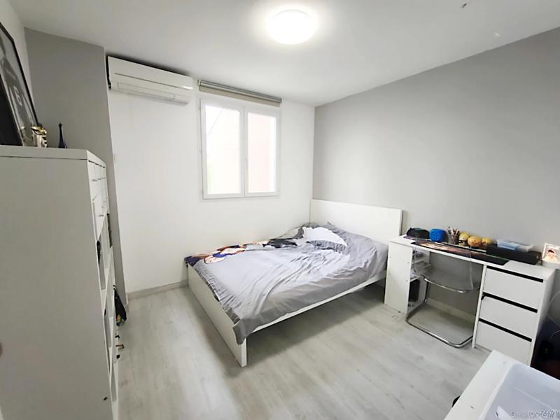 Appartement - 95 m² - 5 pièces