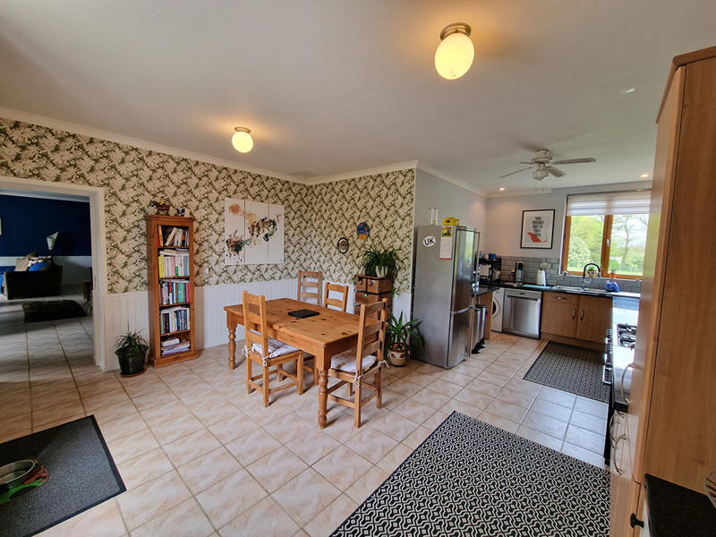 Maison - 213 m² - 6 pièces