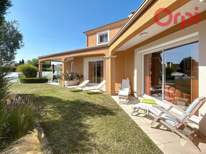 Villa - 181 m² - 5 pièces