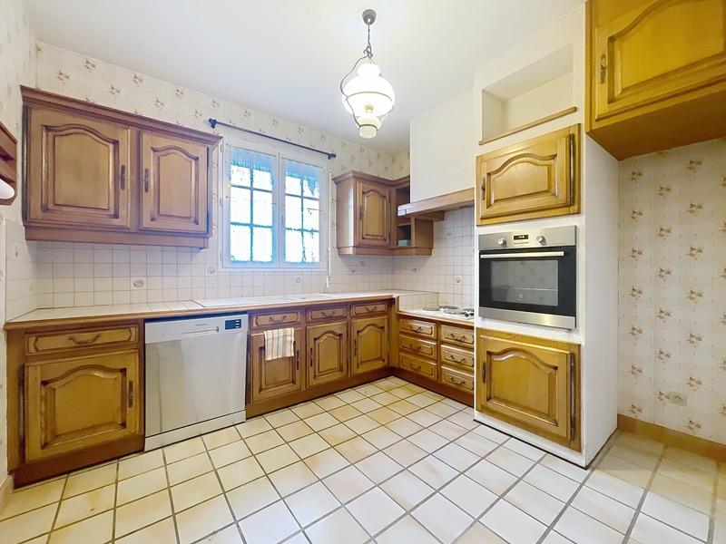 Maison - 172 m² - 7 pièces