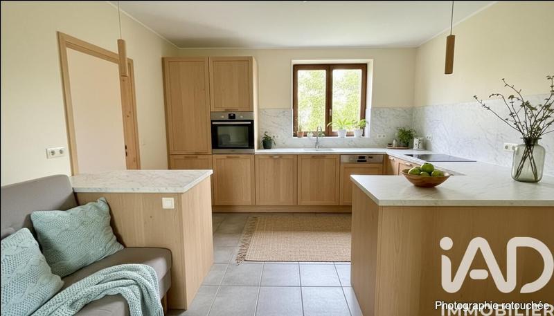 Maison - 137 m² - 7 pièces