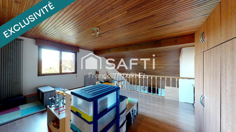 Maison - 196 m² - 7 pièces