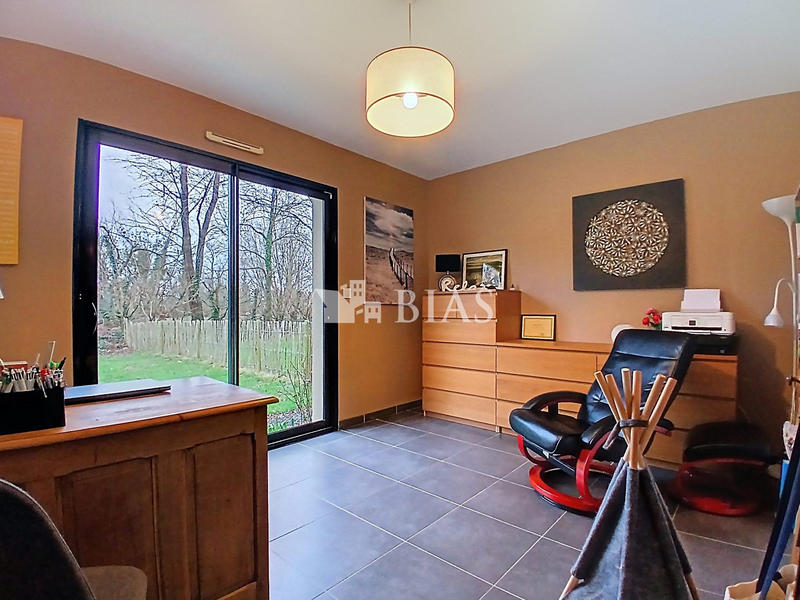 Maison contemporaine - 197 m² - 7 pièces