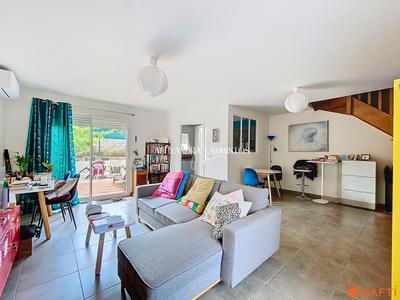 Maison - 82 m² - 4 pièces