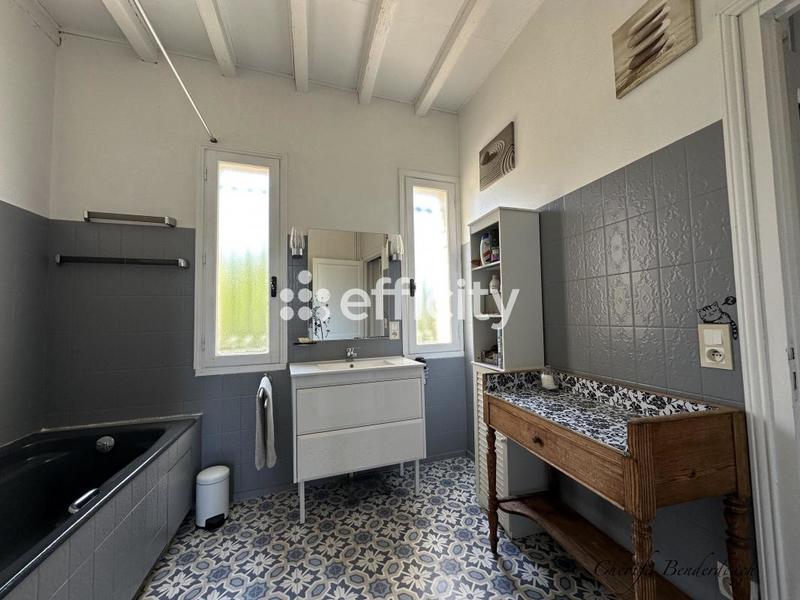 Maison bourgeoise - 180 m² - 6 pièces