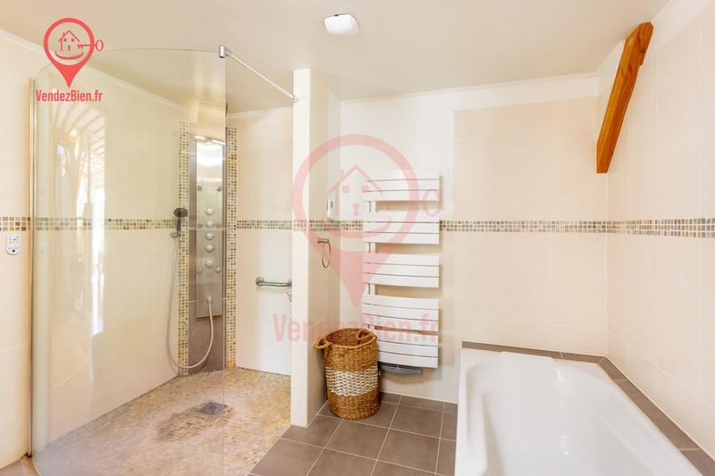 Maison - 150 m² - 5 pièces