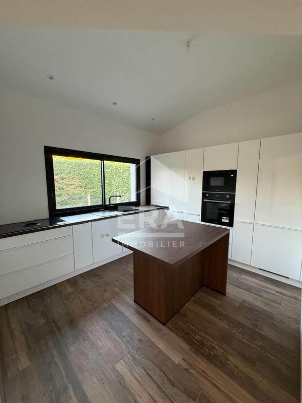 Maison - 125 m² - 5 pièces