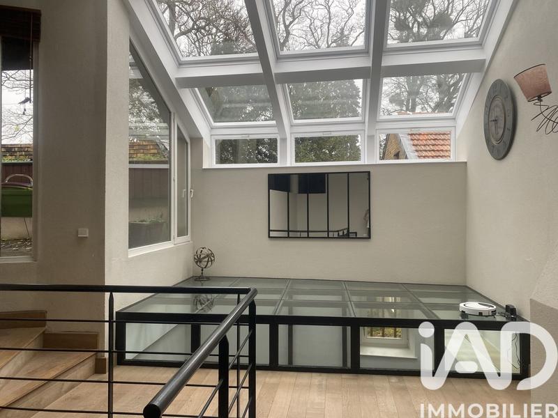 Maison - 238 m² - 5 pièces