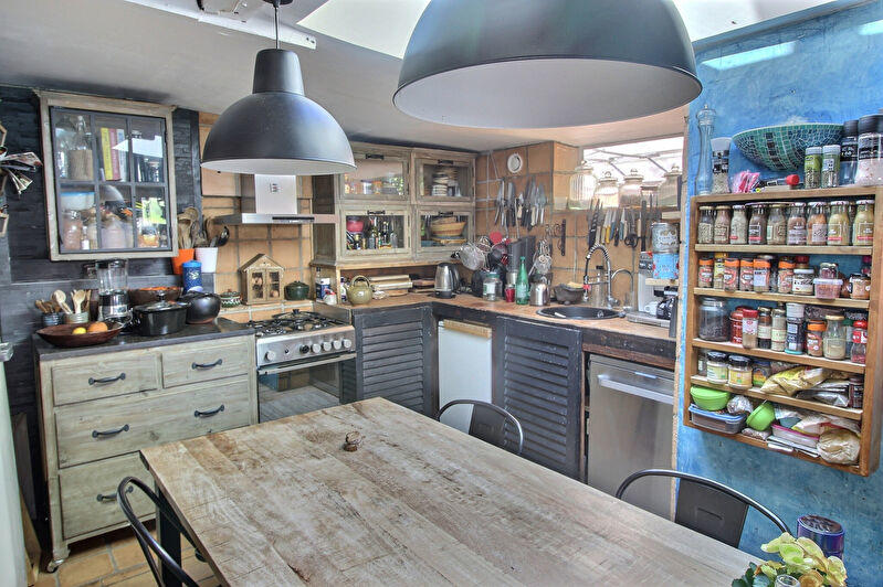 Maison - 150 m² - 8 pièces