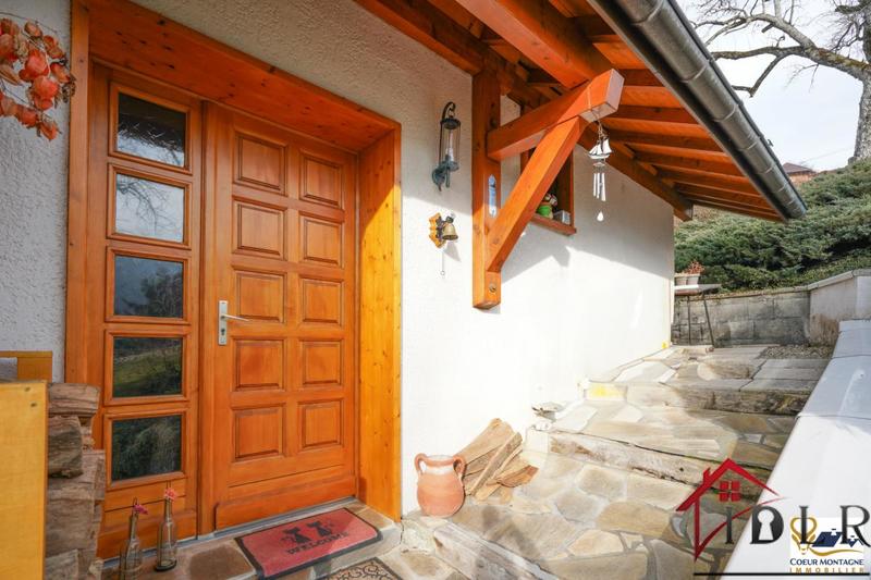 Maison traditionnelle - 168 m² - 5 pièces