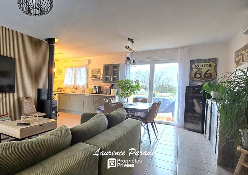 Maison - 80 m² - 5 pièces