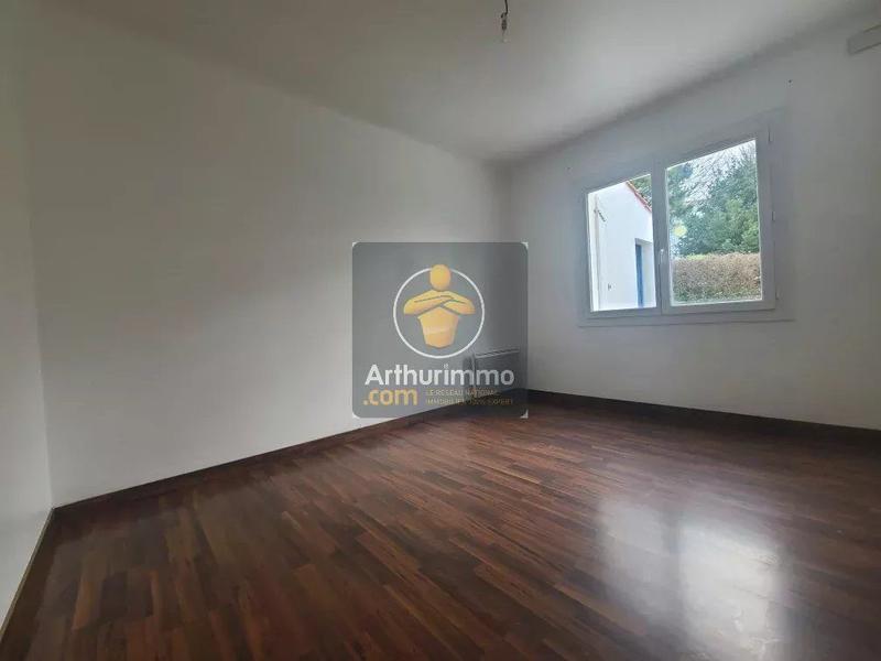 Maison - 83 m² - 5 pièces