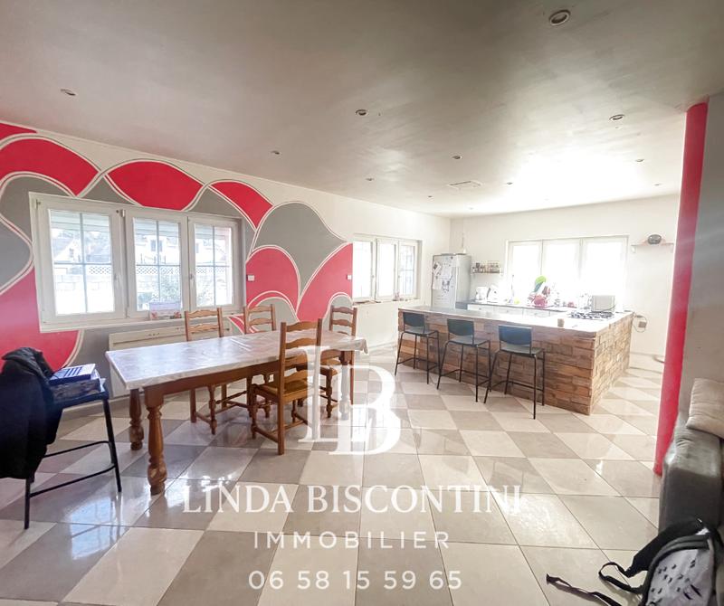 Maison - 110 m² - 6 pièces