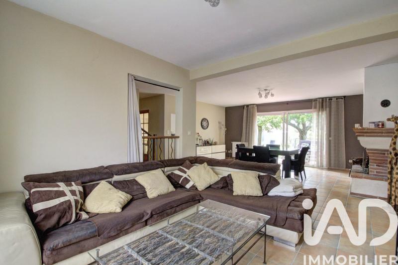 Maison - 158 m² - 7 pièces