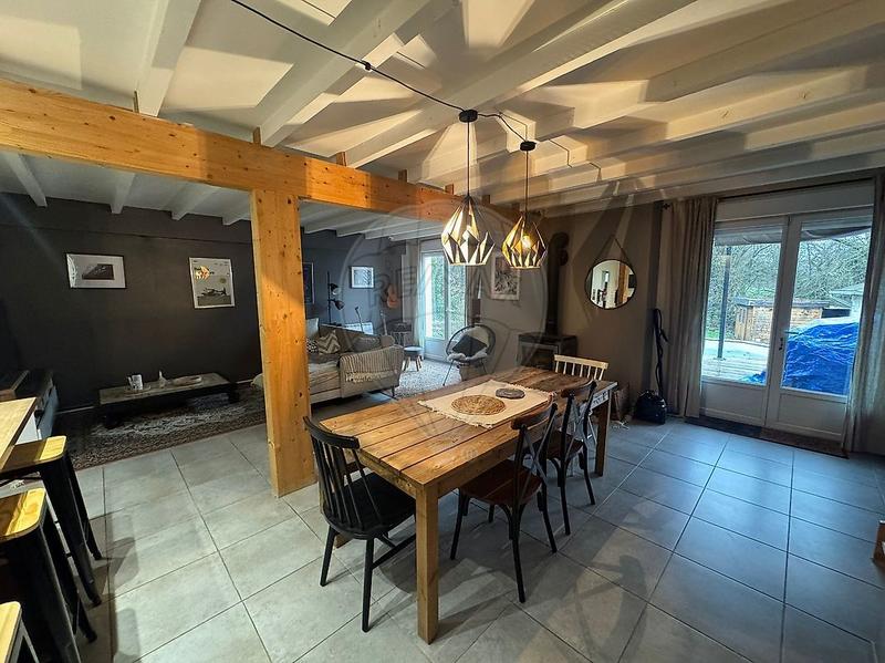 Maison - 110 m² - 4 pièces