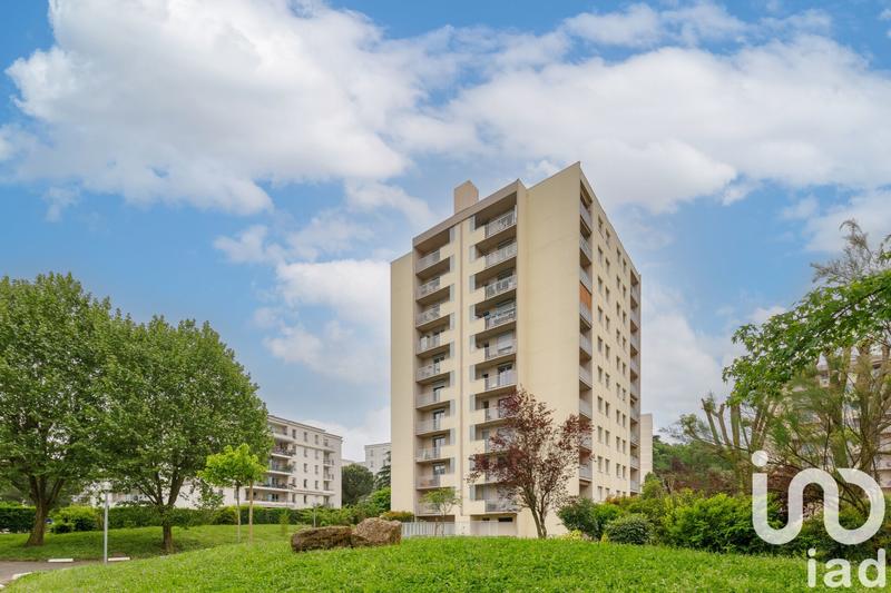 Appartement - 77 m² - 3 pièces