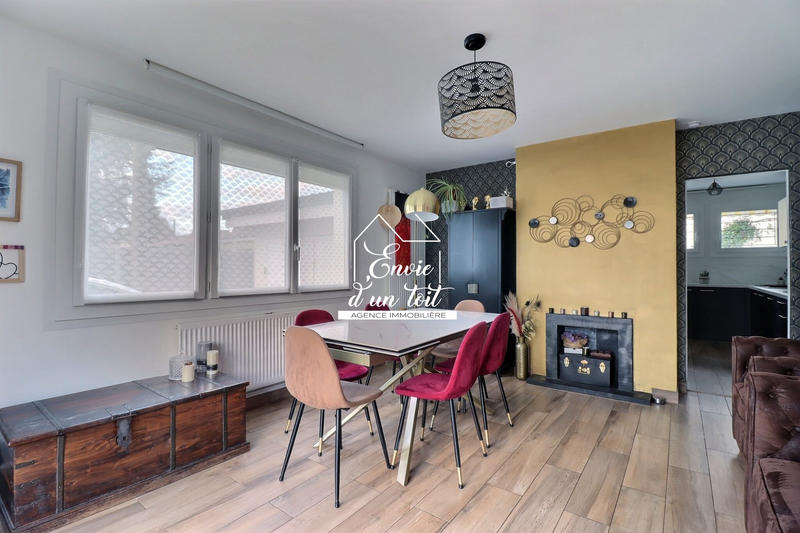Maison - 85 m² - 4 pièces