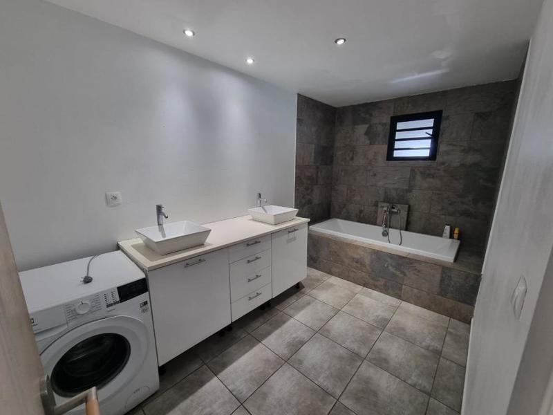 Maison - 90 m² - 1 pièce