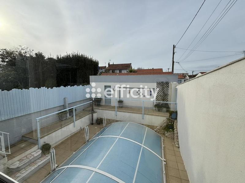 Maison - 130 m² - 7 pièces