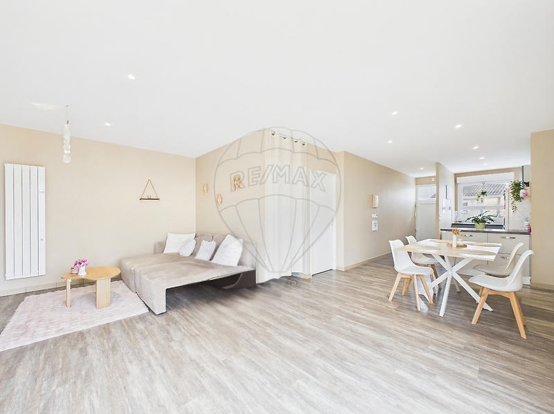 Maison - 97 m² - 4 pièces