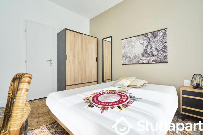 Chambre - 11 m² - 1 pièce