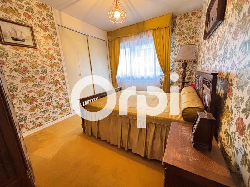 Appartement - 80 m² - 3 pièces