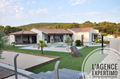 Maison - 168 m² - 5 pièces