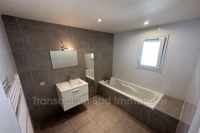 Villa - 107 m² - 4 pièces