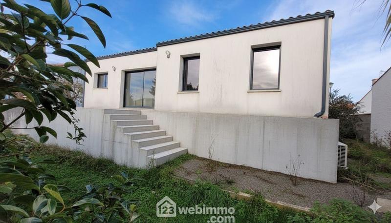 Maison - 111 m² - 4 pièces