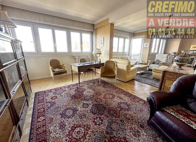 Appartement - 148 m² - 8 pièces