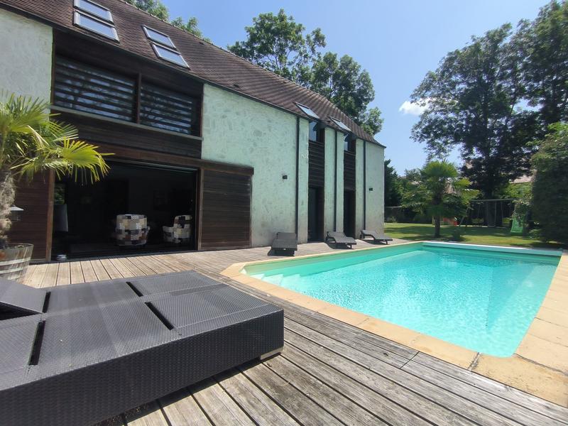 Maison d'architecte - 317 m² - 10 pièces