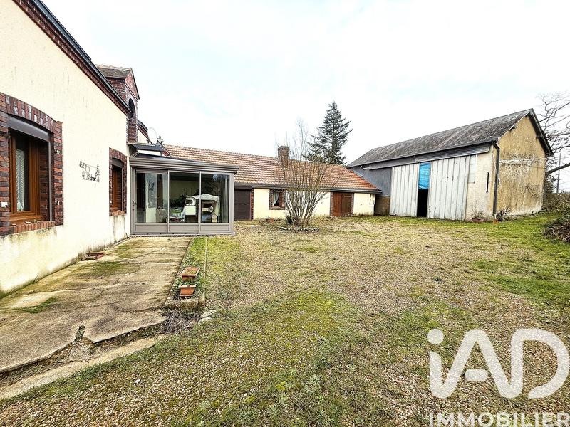 Maison - 90 m² - 5 pièces